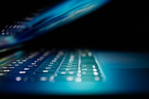 shared cache updates